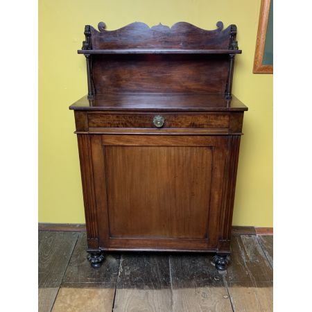 Antikes Chiffonier aus massivem Mahagoni regency