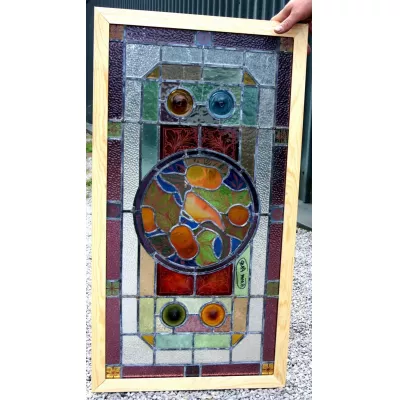 Lebendig bemaltes und verbleites Glas-Vogelfenster