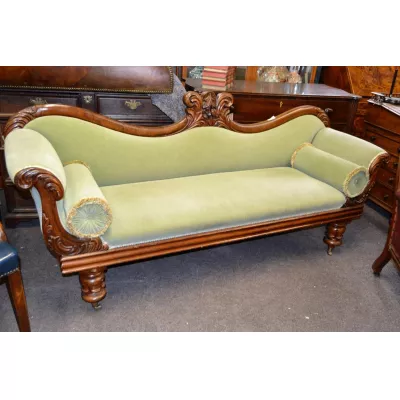 Antikes Sofa mit schön geformtem Mahagoni Rahmen, ca. 1830