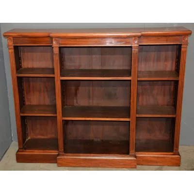 antikes open breakfront bookcase, Nussbaum, ca. 1880