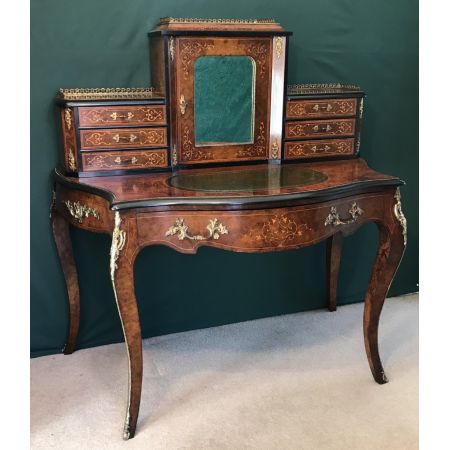 superb quality bonheur  du  jour, writing table. walnut desk, ca.1870 Jh.