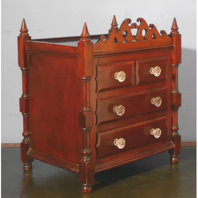 victorian mahogany chest of drawers ca. 19 Jh.