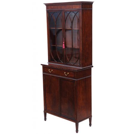 georgian  bookcase on cupboard ca. 19 Jh.