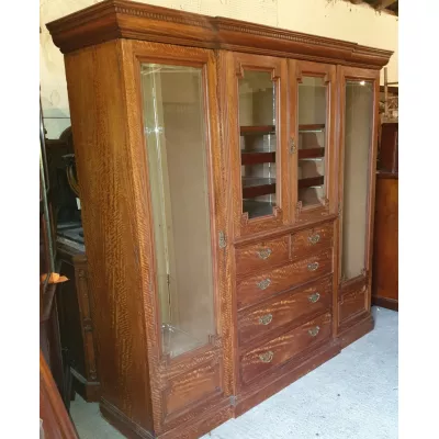 Antiker edwardianischer Kleiderschrank