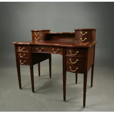Edwards & Roberts Mahagoni Ladys Desk