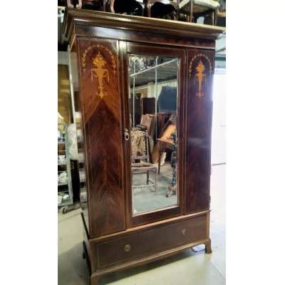 Antiker edwardianischer Kleiderschrank mit Spiegel