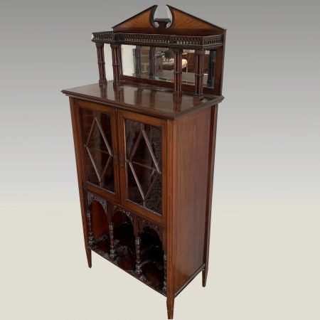 Edwardianische antike Vitrine