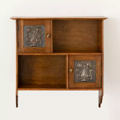 Antiker Wandschrank aus Eichenholz
