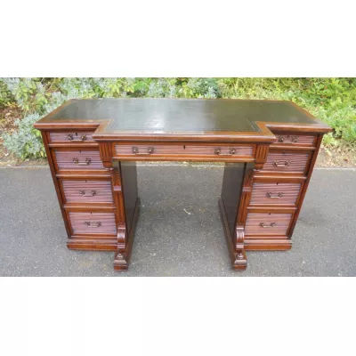 Antiker viktorianischer Mahagoni Pedestal Desk