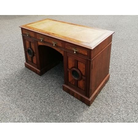 Viktorianische Maple & Co. Pedestal Desk