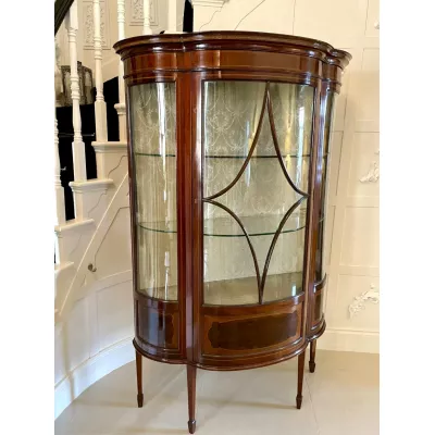 Englische edwardianische Mahagoni Vitrine mit Intarsien aus Massivholz