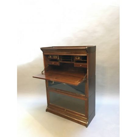 Antikes englisches Bookcase / Sekretär aus Nussbaum im Globe Wernicke Stil