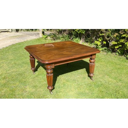 Ausziehbarer victorianischer Mahogani Esstisch / Dining Table