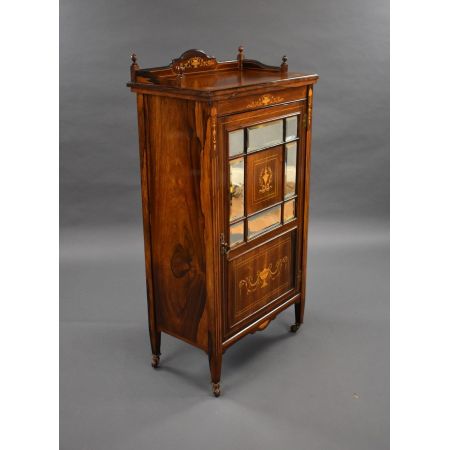 Edwardianischer Cabinet aus Rosenholz mit feinen Intarsien