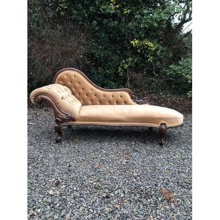 Chaise Longue aus Nussbaumholz im Viktorianischen Stil