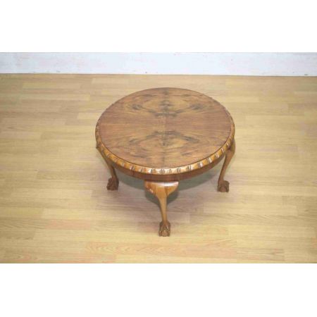 Couchtisch / coffee table aus Nussbaumholz im Chippendale Stil