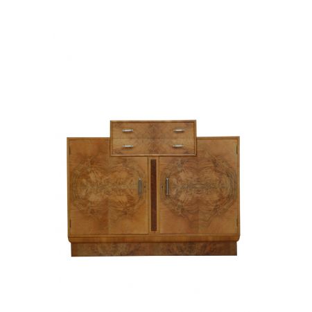 Sideboard im Art Deco  aus Nussbaumholz