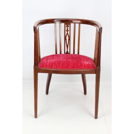 Antiker Mahagoni Stuhl / tub chair aus der Edwardianischen Epoche mit Intarsien