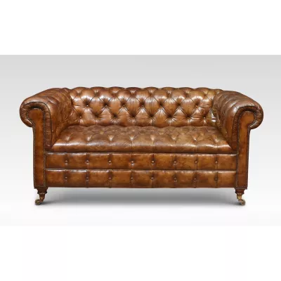 Antikes Chesterfieldsofa in braun aus dem 19. Jahrhundert