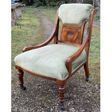 Antiker Edwardianischer Stuhl / nursing chair aus Nussbaumholz