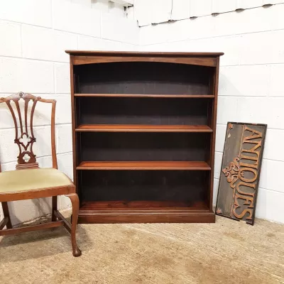 Antikes Edwardianisches Bücherregal / open bookcase aus Mahagoni