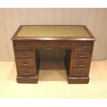 Antiker Edwardianischer Schreibtisch / pedestal desk aus Nussbaumholz