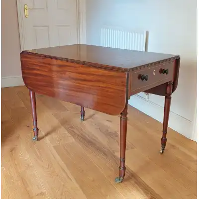 Regency Mahagoni Pembroke-Tisch mit 2 Schubladen & Teebox – Antik