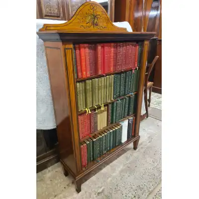 Viktorianisches Bücherregal 