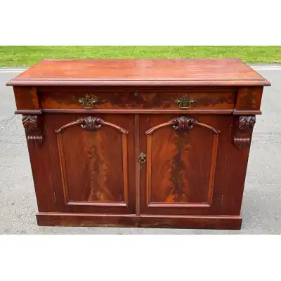Antikes Sideboard aus Mahagoini