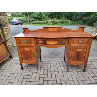 Antikes Sideboard aus Flammmahagoni