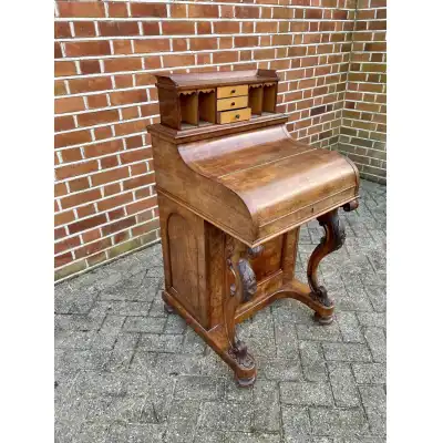 Antiker Schreibtisch