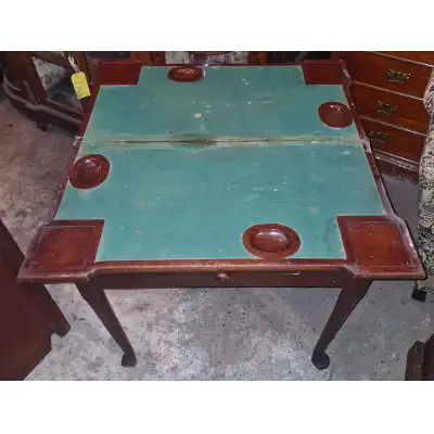 Spieltisch Antik
