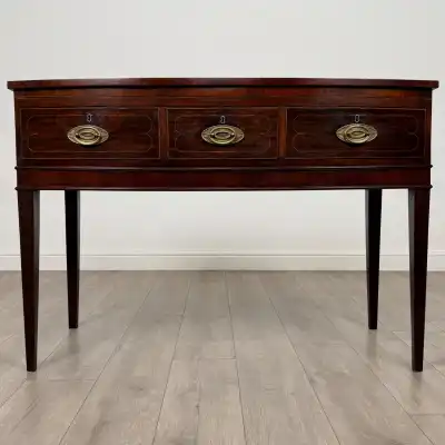 Mahagoni Konslentisch