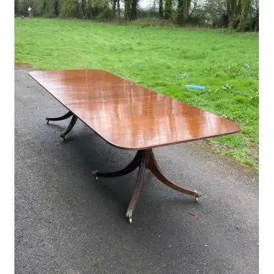 Sheraton Stil Esstisch Mahagoni antik 12 Personen Twin Pillar Dining Table England