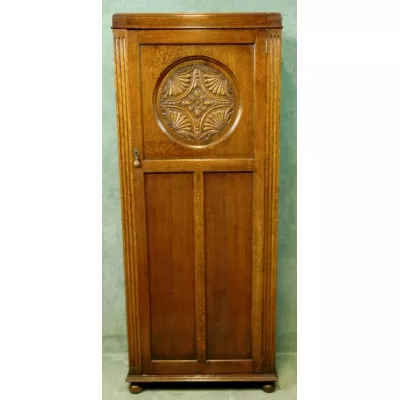 Fein geschnitzte Garderobe Schrank Eiche 1920