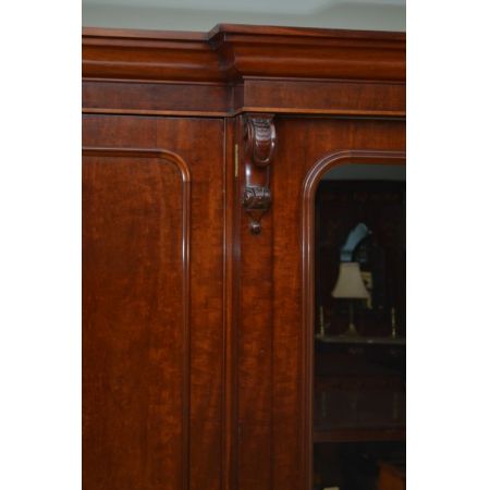 Edler viktorianischer Mahagoni Kleiderschrank mit Spiegel