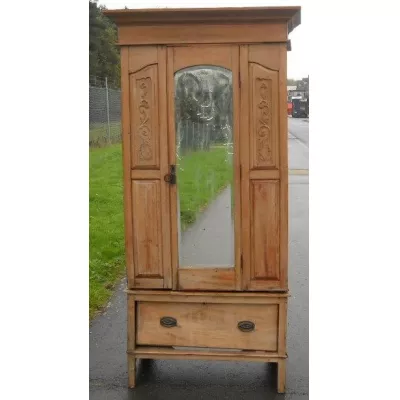 Nussbaum Kleiderschrank Edwardianisch