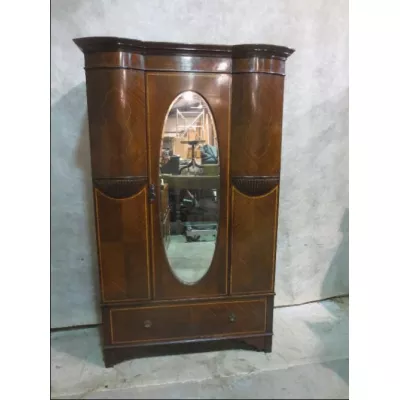 Mahagoni Kleiderschrank mit Intarsien und Schublade