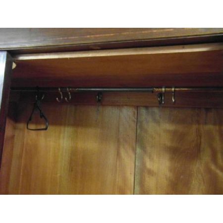 Schöner edwardianischer Mahagoni Kleiderschrank Inlays