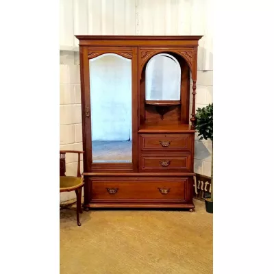 Antiker edwardianischer Mahagoni Kleiderschrank  um 1900