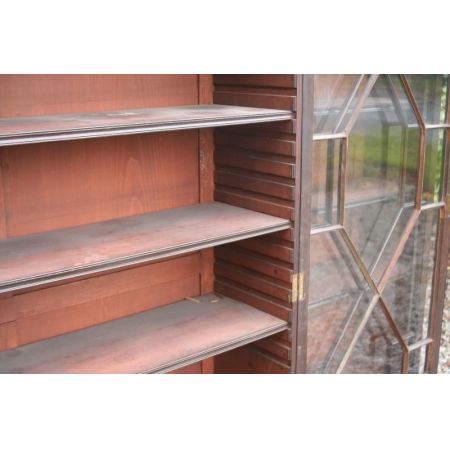 Großer georgeanischer Mahagoni Breakfront Bücherschrank Circa 1900