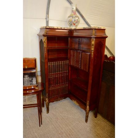 Antikes französisches Eckbücherregal mit Marmor 