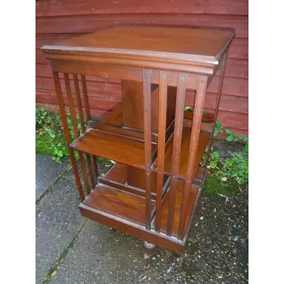 Schönes antikes Edwardianisches Revolving Bookcase 