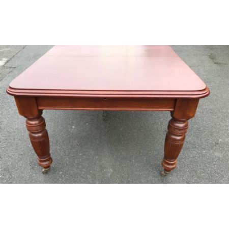 Viktorianischer ausziehbarer Esstisch