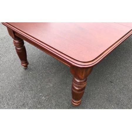 Viktorianischer ausziehbarer Esstisch