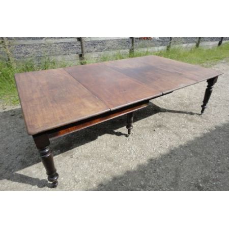 Restaurierbarer ausziehbarer Mahagoni Esstisch Anfang 1900