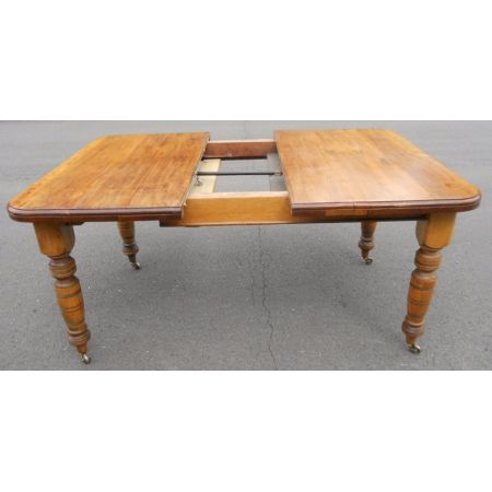 Ausziehbarer Edwardianischer Nussbaum Esstisch