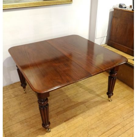 Massivholz Mahagoni Esstisch ausziehbar