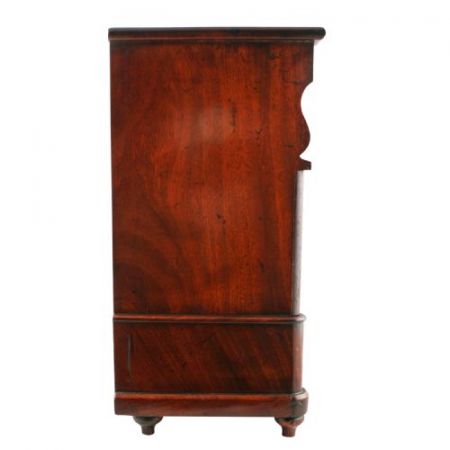 Viktorianische Schottische Miniatur Kommode