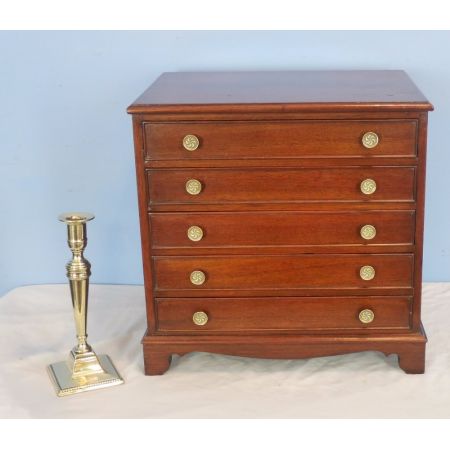 Miniatur Mahagoni Kommode   Schmuckkasten 